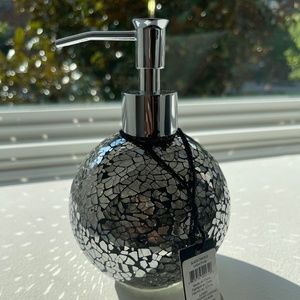 JLA Bath Black Crackle Lotion Pump